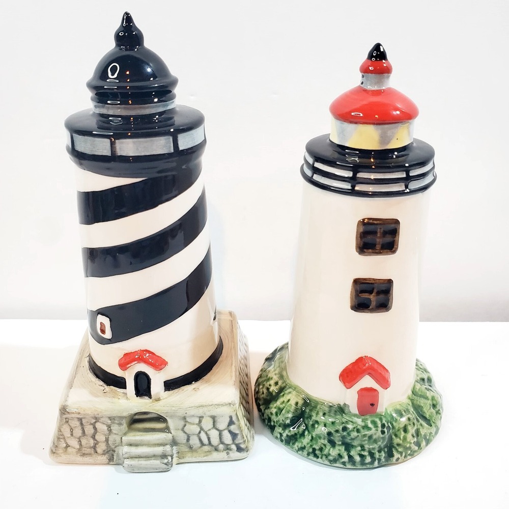 Sakura Nantucket Shoreline Lighthouse Salt & Pepper Shakers Nautical Coastal